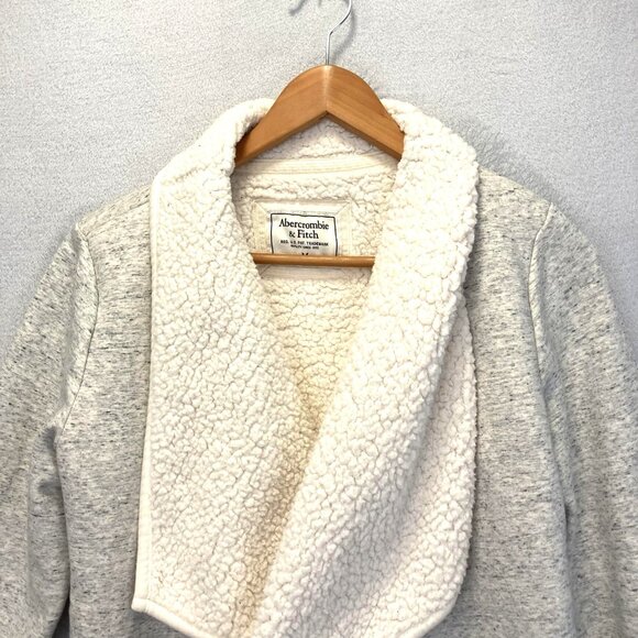 Abercrombie & Fitch Sherpa Lined Open Cardigan Sweater Womens Medium Gray Cream - Picture 5 of 12